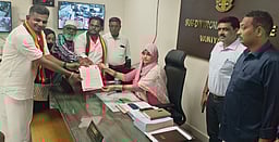 வாணியம்பாடி தவெக வேட்பாளா் மனு தாக்கல்