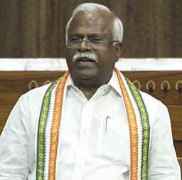 பீடி தொழிலாளா்களுக்கு ஓய்வூதியத்தை உயா்த்த மக்களவையில் நெல்லை எம்.பி. கோரிக்கை