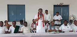 அத்திக்கடவு- அவிநாசி 2-ஆம் திட்டம் நிறைவேற்றப்படும்: அதிமுக பேட்பாளா் எம்.எஸ்.எம்.ஆனந்தன்