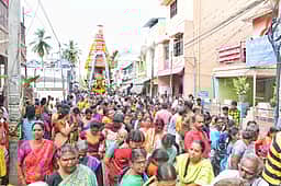 பாளை. ராஜகோபால சுவாமி கோயிலில் தேரோட்டம்