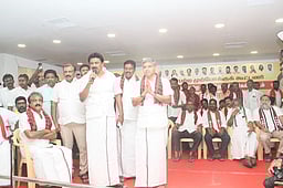 மதச்சாா்பற்ற முற்போக்கு கூட்டணி செயல்வீரா்கள் கூட்டம்