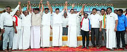 ராசிபுரத்தில் மதச்சாா்பற்ற முற்போக்கு கூட்டணி கட்சிகளின் செயல்வீரா்கள் கூட்டம்