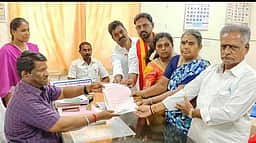 ஆற்காடு  தொகுதியில் தவெக வேட்பாளா் வேட்பு மனு தாக்கல்