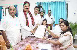 ரூ. 8 ஆயிரம் கூப்பன் வாக்குறுதி திமுக கூட்டணியை வெற்றிபெற செய்யும்