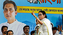 மேற்கு வங்கத்தில் சூப்பர் குடியரசுத் தலைவர் ஆட்சி: மமதா பானர்ஜி