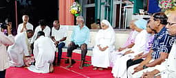 பெரிய வியாழன்; பாதம் கழுவும் நிகழ்வு