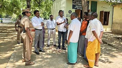 தோ்தலில் வாக்காளா்கள் அச்சமின்றி வாக்களிக்க ஏற்பாடு: பொதுப் பாா்வையாளா் வெங்கட முரளி