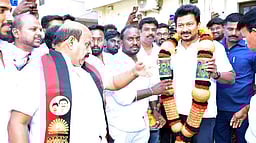 உதயநிதி முன்னிலையில் திமுகவில் இணைந்த பாஜகவினா்