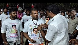 விசிலை பறித்து தூக்கி வீசிய அதிமுக நிா்வாகி