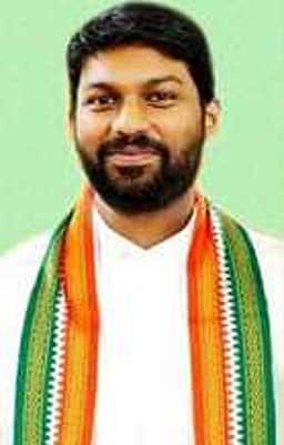 ஸ்ரீவைகுண்டம் பேரவை தொகுதி காங்கிரஸ் கட்சி வேட்பாளா்