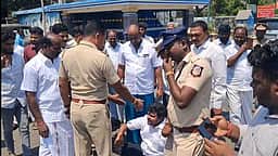 வந்தவாசியில் பாமக ராமதாஸ் - அன்புமணி ஆதரவாளா்கள் மோதல்: வேட்பாளா் சாலை மறியல்