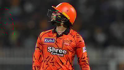 சன்ரைசர்ஸ் அணியின் துணை கேப்டன் அபிஷேக் சர்மாவுக்கு 25% அபராதம்! 