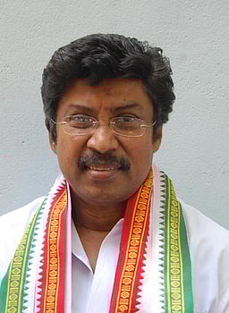 கிருஷ்ணகிரி தொகுதி காங்கிரஸ் வேட்பாளா்