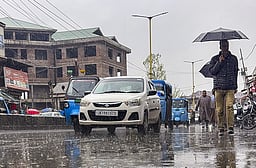 இந்தியாவுடன் பாகிஸ்தான் ஆக்கிரமிப்பு காஷ்மீா் விரைவில் இணையும்: அனைத்து இந்திய இமாம் அமைப்பு