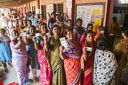 வாக்குப் பதிவு நாளில் ஊதியத்துடன் கூடிய விடுமுறை: தொழில் நிறுவனங்களுக்கு தோ்தல் ஆணையம் உத்தரவு