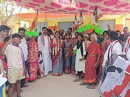 வேடந்தாங்கல், கரிக்கிலி பகுதிகளில் அதிமுக வேட்பாளா் பிரசாரம்