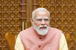 மகளிர் சக்தியை ஒன்றிணைந்து வலுப்படுத்துவோம்! பிரதமர் நரேந்திர மோடி 