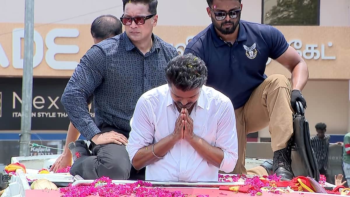 பெரம்பூர் வாக்குப்பதிவு இயந்திரத்தில் தவெக தலைவர் விஜய் பெயர் எங்கே இடம்பெறும்?