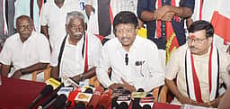 ஜெயலலிதா பாணியில் சசிகலா: வி. திவாகரன்