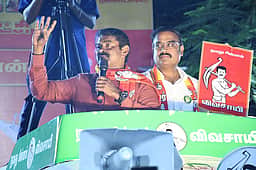 மாற்றத்துக்கான புரட்சி தேவை: சீமான்