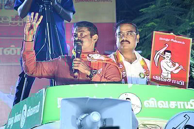 மாற்றத்துக்கான புரட்சி தேவை: சீமான்