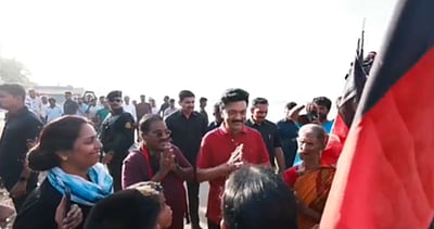 குமரி கடற்கரையில் நடைப்பயிற்சி: மக்களிடம் வாக்கு சேகரித்த மு.க. ஸ்டாலின்!