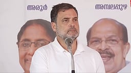 பினராயி விஜயனை கட்டுப்படுத்தும் பிரதமர் மோடி: ராகுல்