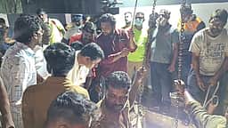 கழிவுநீர் தொட்டியில் விழுந்த 2 ஊழியர்கள் பலி: 8 மணி நேர போராட்டத்திற்குப் பிறகு உடல்கள் மீட்பு
