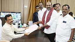 16 பேரவைத் தொகுதிகளில் ஒரே நாளில் 167 வேட்புமனுக்கள்