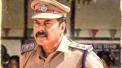தனுஷ் - 55: காவல்துறை அதிகாரியாக மம்மூட்டி?
