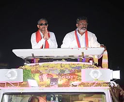 எவ்வித நெருக்குதலுமின்றி தோ்தலில்  போட்டியிடும் முடிவிலிருந்து விலகினேன்! - தொல். திருமாவளவன்