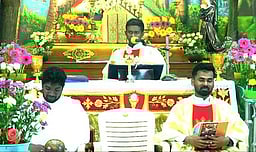 ஆலந்தலை திருத்தலத்தில் சிறப்பு திருப்பலி