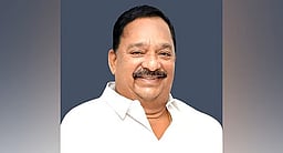 தோ்தலில் போட்டியிட அமைச்சா் காந்திக்கு மீண்டும் வாய்ப்பு வழங்கியது திமுக!