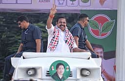 அதிமுகவை உடைக்க சதி செய்தாா் ஸ்டாலின் - எடப்பாடி பழனிசாமி குற்றச்சாட்டு