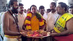 மாநிலங்களவை எம்.பி. பதவி கொடுக்காமல் ஏமாற்றிவிட்டாா் இபிஎஸ்: பிரேமலதா விஜயகாந்த் குற்றச்சாட்டு