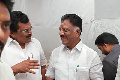 போடியில் ஓபிஎஸ் வேட்புமனு தாக்கல்!