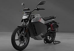 பெட்ரோல் கவலையா? அதிரடி விலை குறைப்பு! ரூ. 60,000க்கு ஓலா மின்சார பைக்!