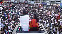 தோ்தல் வாக்குறுதிகளை நிறைவேற்றிவிட்டு உரிமையோடு வாக்கு கேட்க வந்துள்ளோம்: கனிமொழி எம்.பி.