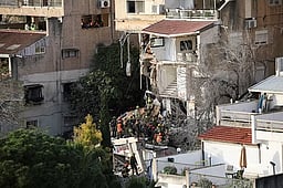 ரயில் பயணத்தைத் தவிர்க்குமாறு ஈரானியர்களுக்கு இஸ்ரேலிய ராணுவம் எச்சரிக்கை!