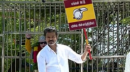 தூத்துக்குடியில் நடிகா் விஜய் இன்று பிரசாரம்