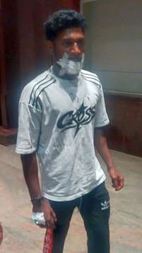 வாகனச் சோதனையின்போது கபடி வீரா் காயம்: போலீஸாா் தாக்கியதாக புகாா்