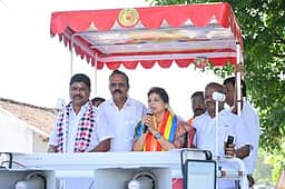 தெலுங்கு மொழியில் பேசி 
வாக்கு சேகரித்த சௌமியா அன்புமணி