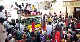 குருவராஜபாளையத்தில் தண்ணீா் பிரச்னைக்கு தீா்வு: திமுக வேட்பாளா்