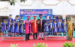 வாழப்பாடி சரஸ்வதி மெட்ரிக்
பள்ளியில் பட்டமளிப்பு விழா