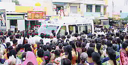 விவசாயிகளுக்கு மீட்டா் பொருத்தப்படாத நவீன மின்சார பம்புசெட்டுகள்: அமைச்சா் எ.வ.வேலு