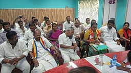 கீழ்வேளூா்: 11 வேட்புமனுக்கள் ஏற்பு; தவாக வேட்பாளா் மனு நிராகரிப்பு