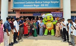 100% வாக்குப் பதிவை வலியுறுத்தி விழிப்புணா்வு