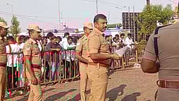 நெல்லையில் இன்று விஜய் பிரசாரம்: காலை முதல் ரசிகர்கள் குவியத் தொடங்கியதால் பரபரப்பு!