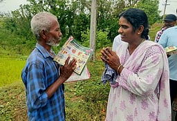 வாக்குச் சேகரிப்பில் வாரிசுகள்