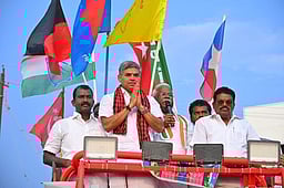 மானூரில் தீயணைப்பு துணை நிலையம் அமைக்கப்படும்: திமுக வேட்பாளா் சு. சுப்பிரமணியன்